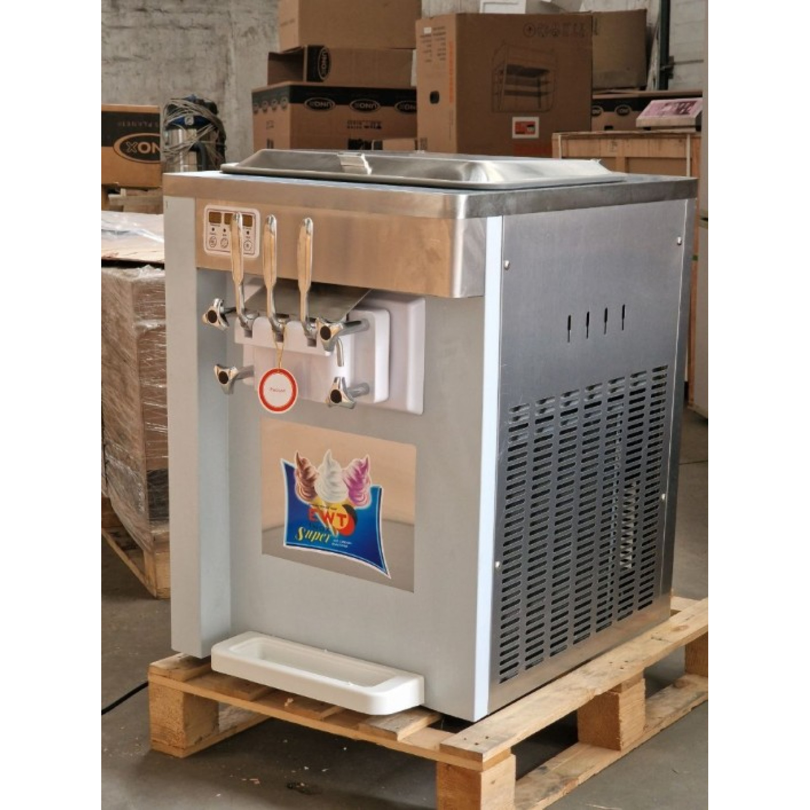 Фризер для мягкого мороженого EWT INOX BQL808-2 (pump)