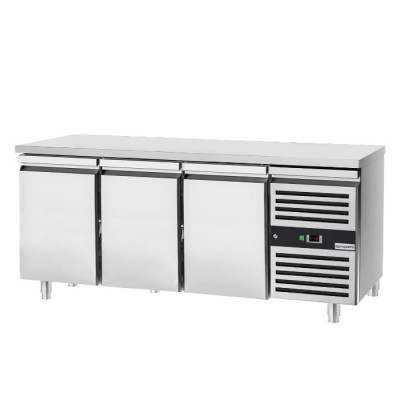 Холодильный стол для кондитерских изделий PREMIUM GGM Gastro BKJ208ND