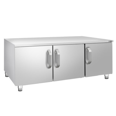 Подставка 1,2 м - 3 с дверцей GGM Gastro UBK126-E