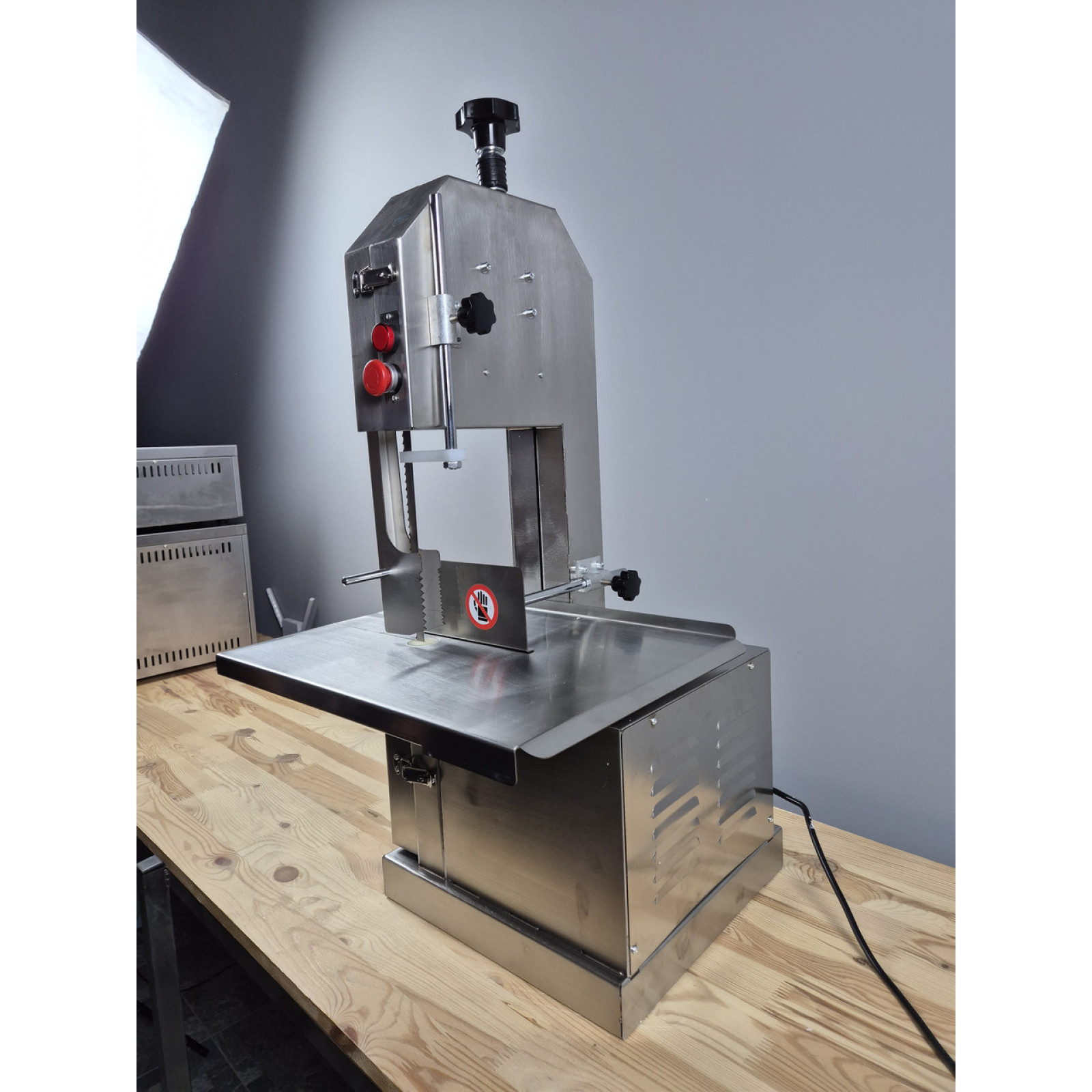 Пила ленточная для мяса VEKTOR J250A