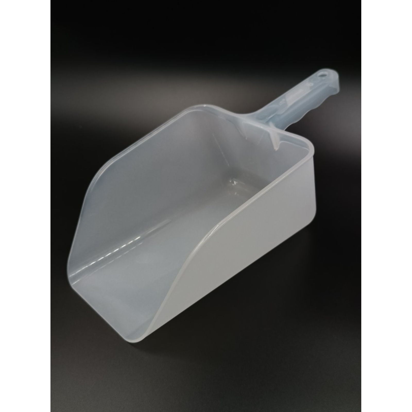 Совок полипропилен 1850 мл, прозрачный GISP--0004tr Gastro Plast PP Прозрачный