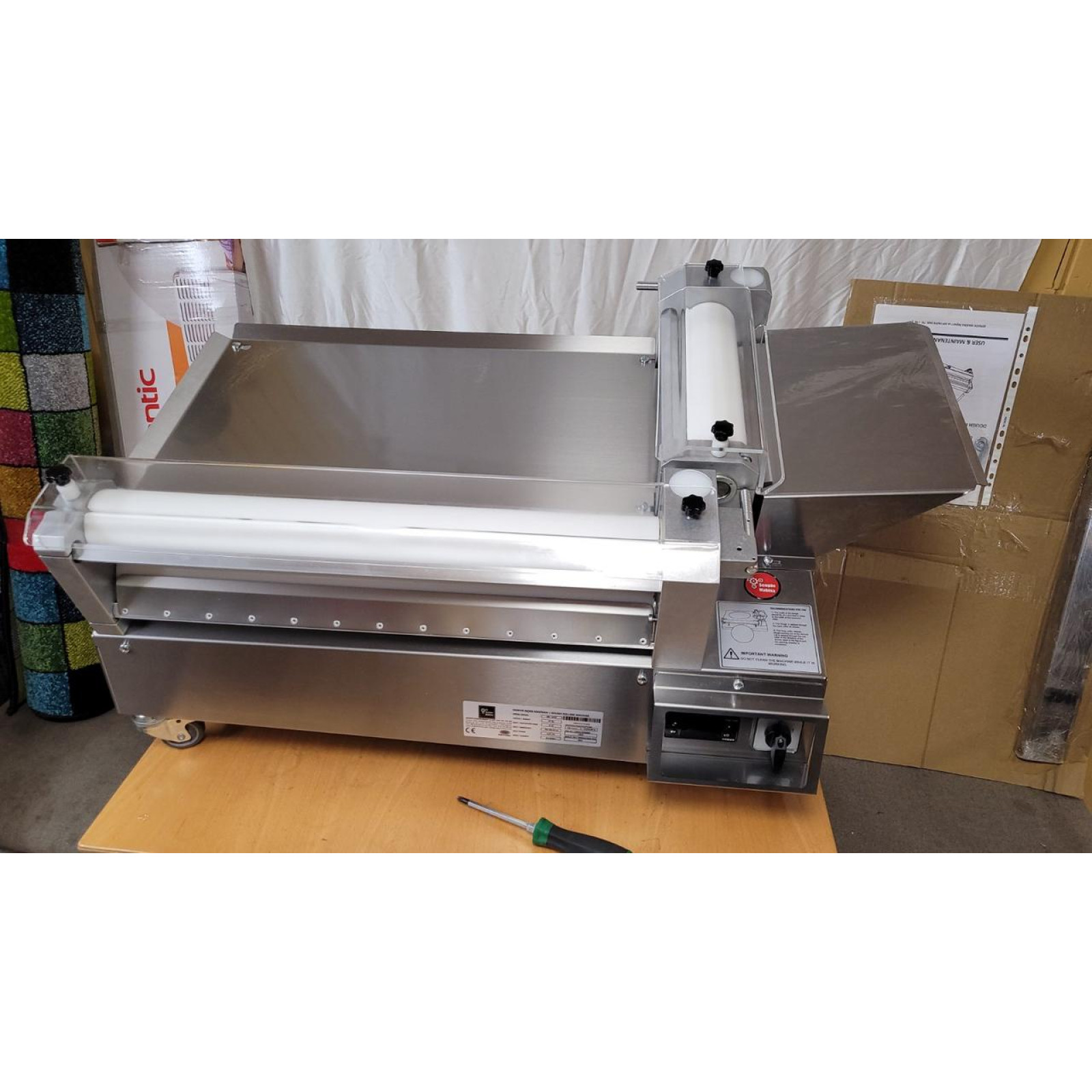 Тестораскаточная машина тестораскатка раскатка электрическая  Senoven CM-55YH