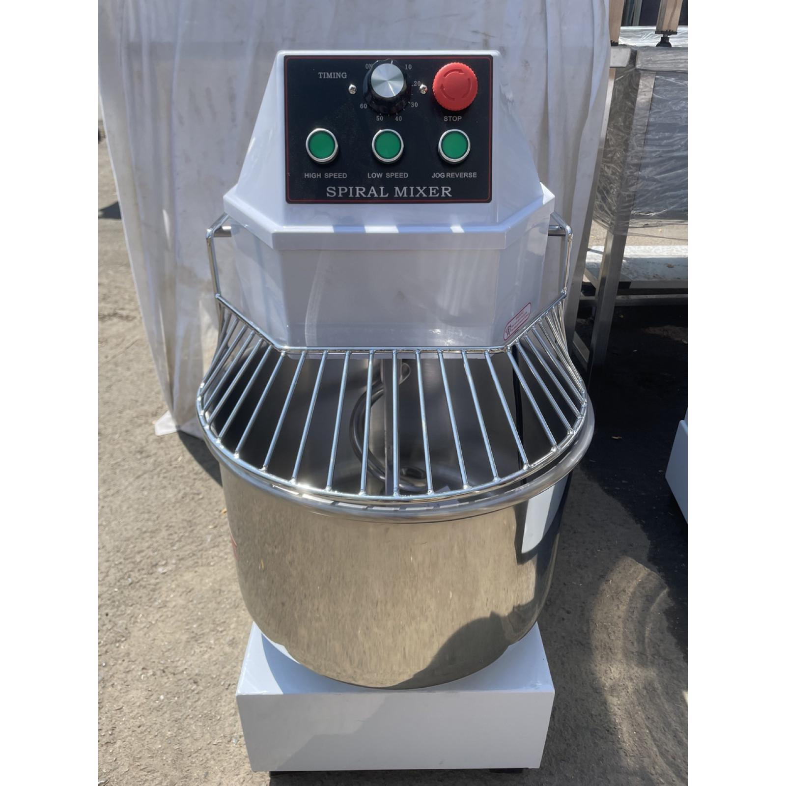 Тестомес спиральный двухскоросростной Vektor BHS30A 2KWT 30L