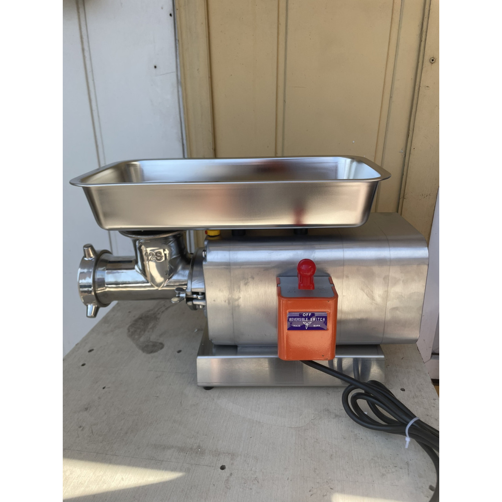 М'ясорубка промислова Vektor BL-3-12R 1500 Вт 150 кг/год (Реверс) - 4