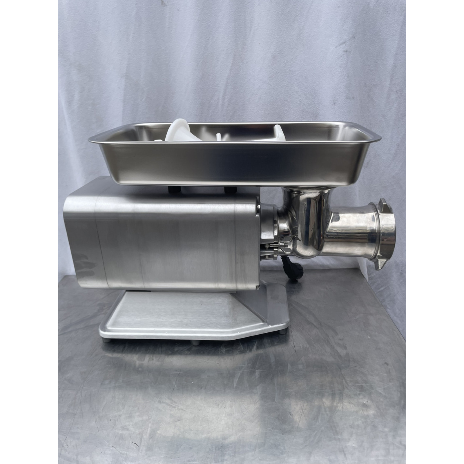 М'ясорубка промислова Vektor BL-3-12Z 1500W 150 кг/год. - 8