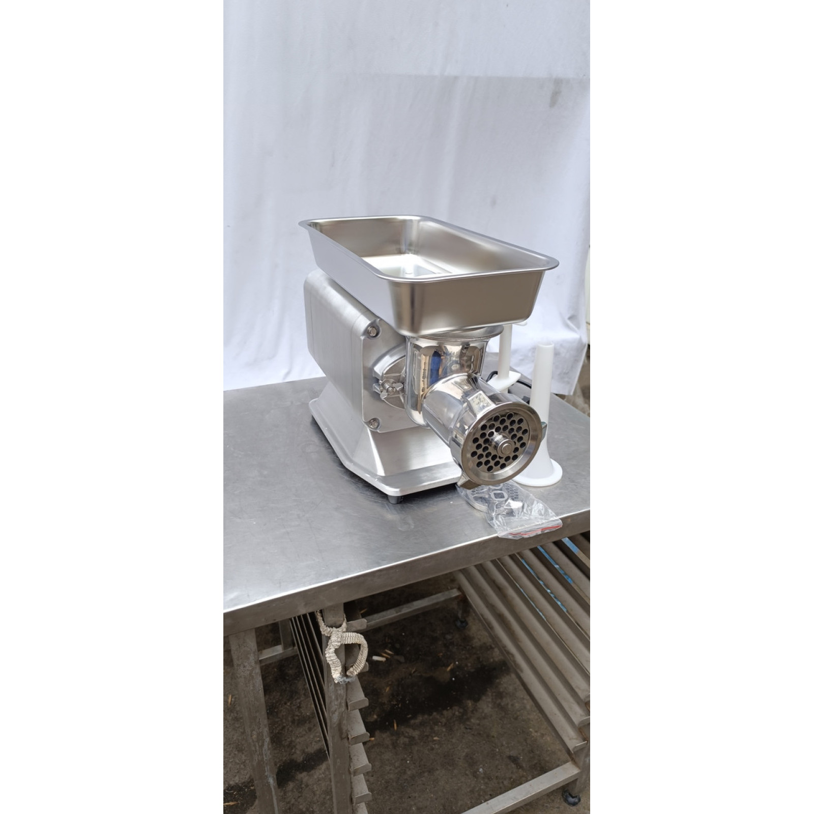 М'ясорубка промислова Vektor BL-3-22Z 1800W 200 кг/год. - 5
