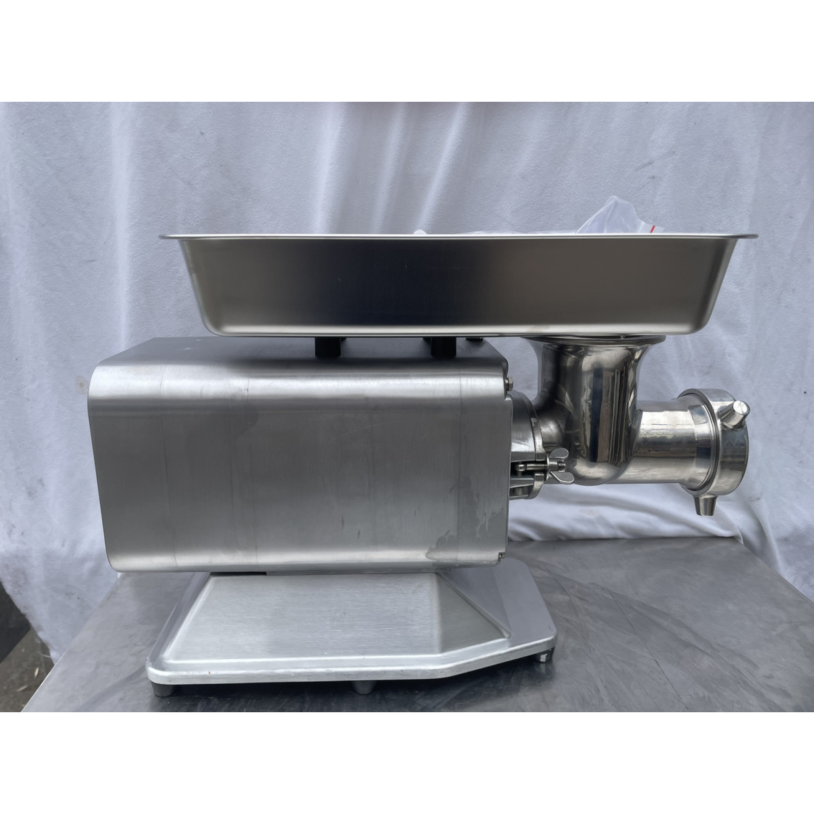М'ясорубка промислова Vektor BL-3-22Z 1800W 200 кг/год. - 4