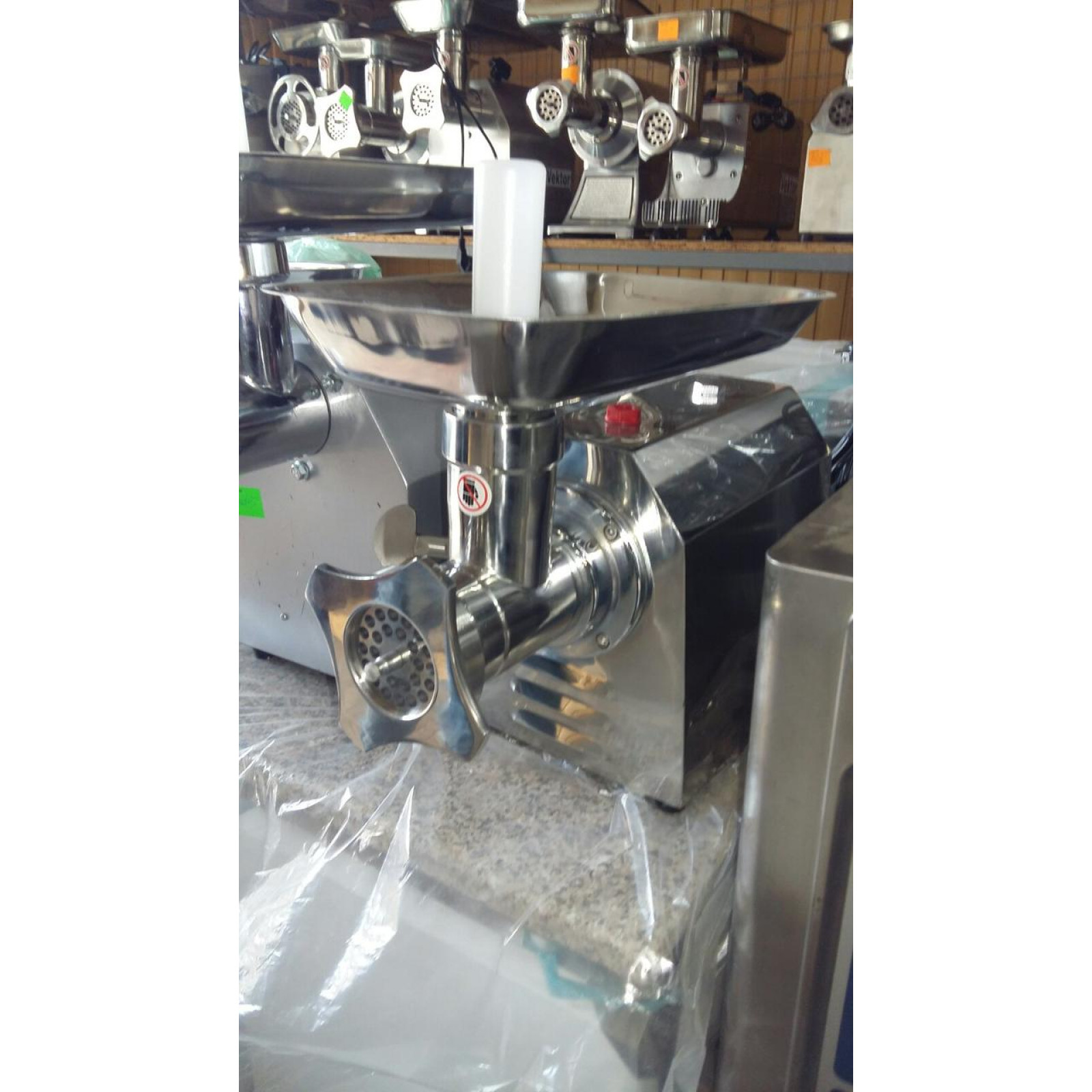 М'ясорубка промислова Vektor TM12R 150 кг/год