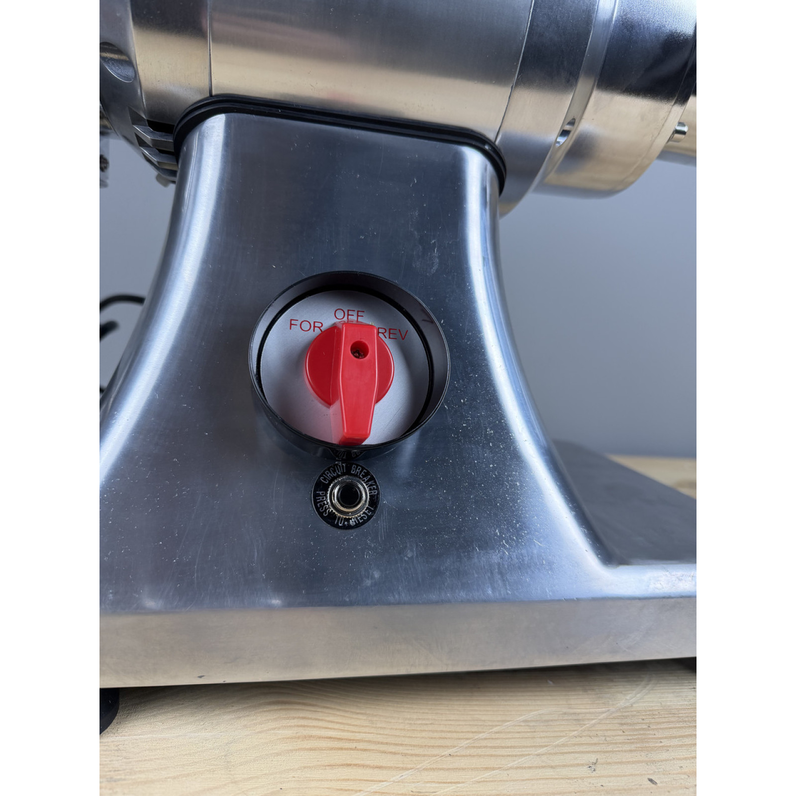 М'ясорубка сиротерка комбінована Vektor CG22DM - 1