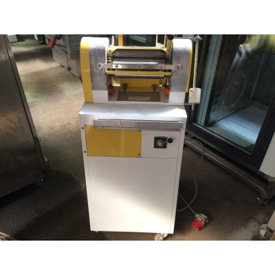 Роглікова машина Fritsch Rollfix 250 тістозакаточна