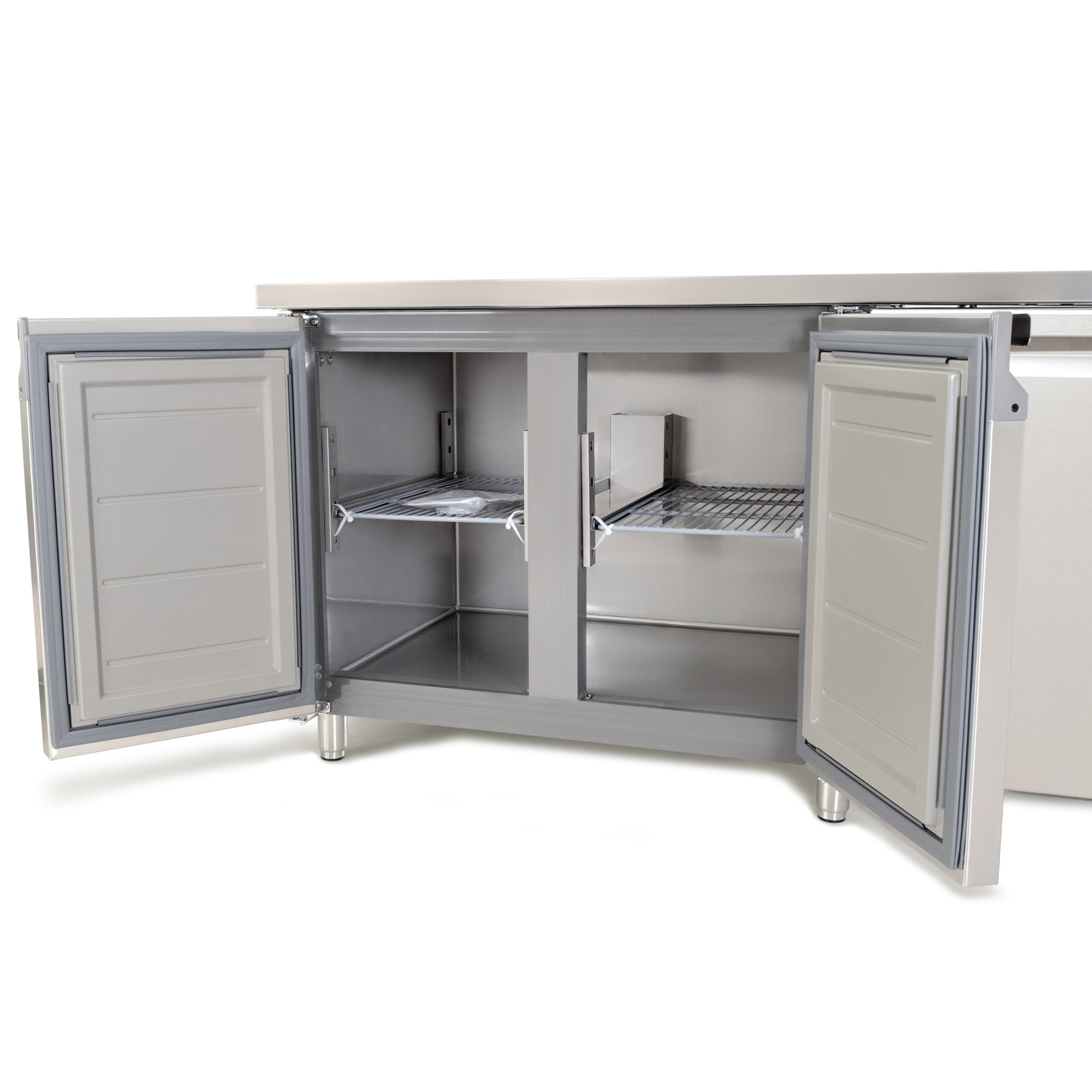 Стол морозильный четырехдверный GoodFood GF-GN4100BTS-HC - 3